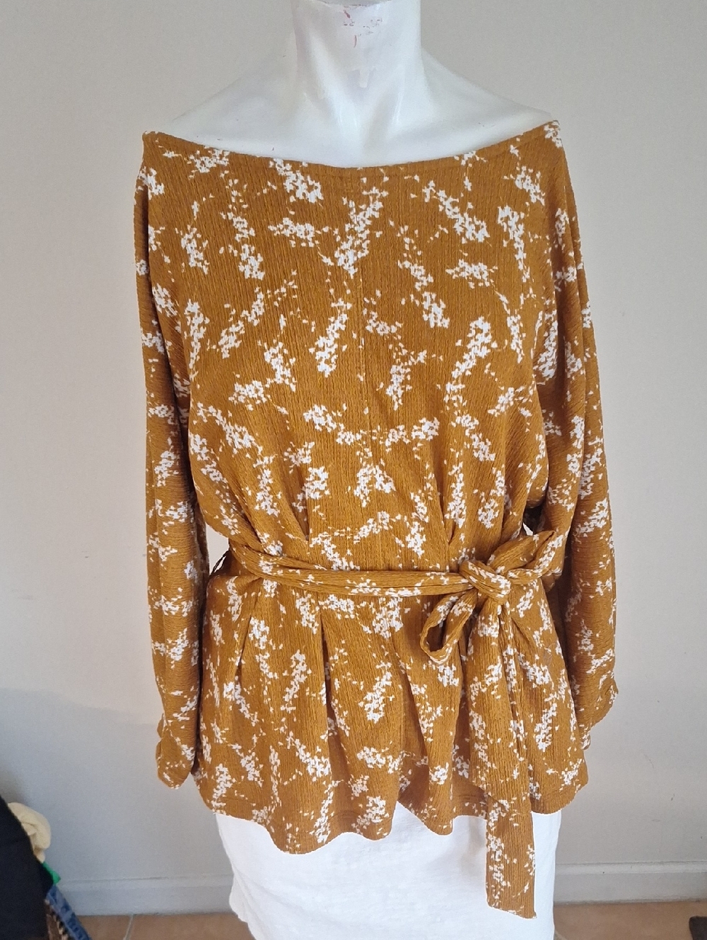 Anthropologie Lovely Casual  Boho Mustard Floral Belted Blouse Sz L